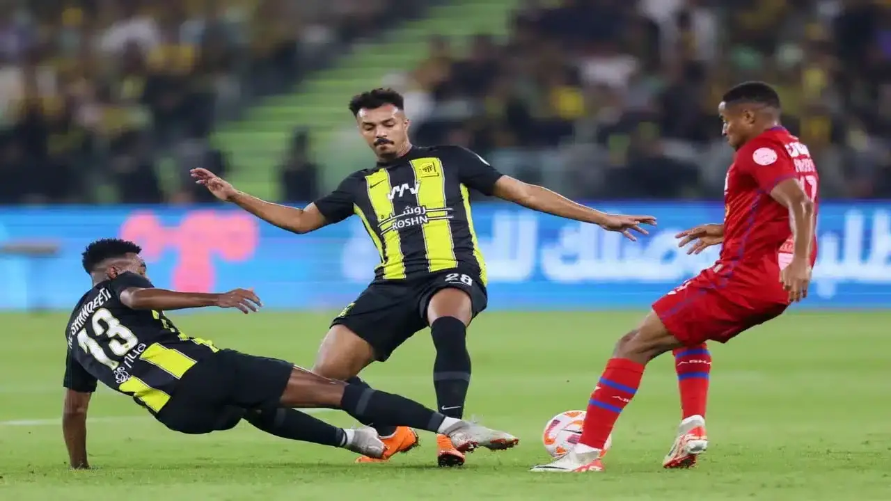 قبل معسكر إسبانيا.. صفقة الاتحاد الجديدة تظهر في التدريبات